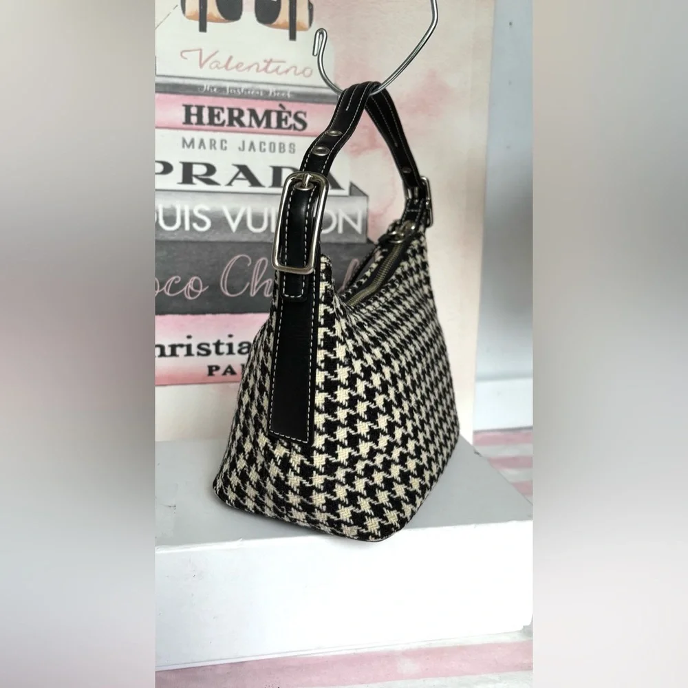 Vintage Y2K Coach Wool Houndstooth Demi Shoulder Baguette Bag #G2J-7711 9.5”x6”